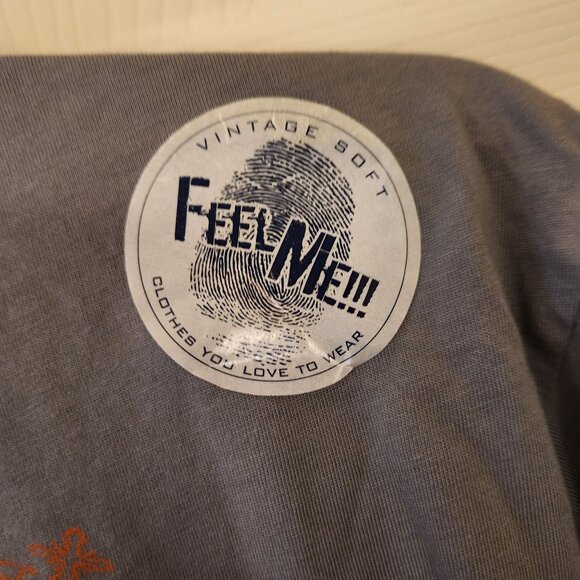 Clemson University Tigers T-Shirt Gray Crew Neck Sz L Winged Shield Design NWOT - Picture 3 of 7